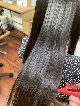 リアナ(RIANA) 髪質改善ストレート、ケアカラー