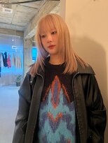 トッド(tod)&nbsp;White beige     ブリーチカラー／インナーカラー