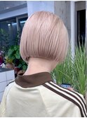 ショートボブミルクティーベージュカラーダブルカラーハイトーン