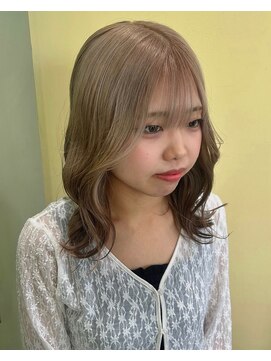 ウタ milk tea beige