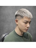 ウィスカーズ(Whiskers)&nbsp;ハイトーン×フェードスタイル