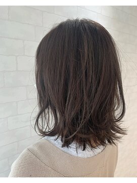 ゲリール ヘア プラス ケア(guerir hair+care) guerir hair＋care カーキベージュ＊外ハネ
