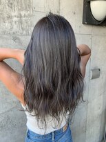 アルカナ 明治神宮前原宿(ARCANA)&nbsp;夏っぽさ100%◎シルバーグレージュ