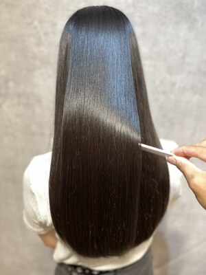 【北浦和駅1分】気になるクセ・うねりに…髪の形状を整えて髪質改善♪持続力のある自然なストレートを実現