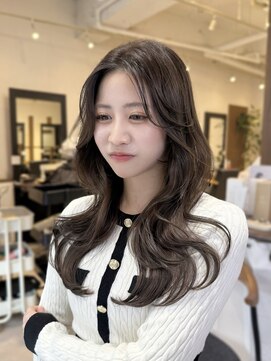 ビューネオ(VIEW NEO) かきあげバング/似合わせ/レイヤーカット/顔まわり/谷町四丁目