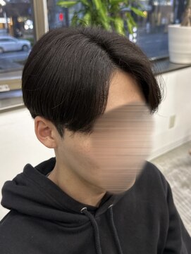 フイ 新宿3丁目(Hui) フェザーパーマ/グレーブルーカラー／刈り上げショートパンク