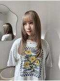 ミルクティーベージュ
