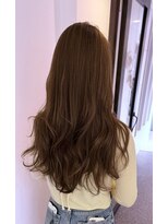 アンブレラ(umbrella)&nbsp;髪質改善×ナチュラルツヤカラー／柔らかウェーブロング