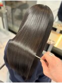 パーマカラー履歴でも大丈夫！艶髪縮毛矯正♪