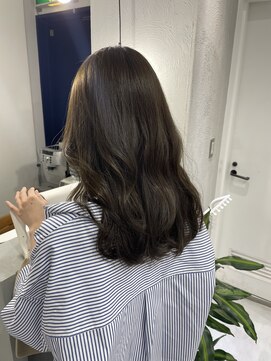 リュンヌ(Lune) オリーブベージュ×透明感カラー