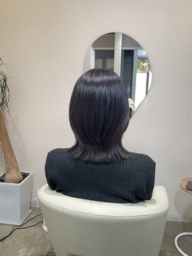 シプ 丸亀(sip) ダークグレージュ レイヤーボブ くびれミディアム 20代