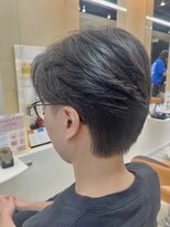 クオリス 上板橋店(QUALIS)&nbsp;ツーブロック◎毛流れセンターパートで骨格補正