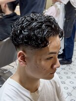 グルーマーズトウキョウ(GROOMER/S TOKYO)&nbsp;men's/メンズ/リバースセンターパート/ニュアンスパーマ/神保町