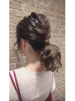 マッシュ 天王寺あべの(MASHU)&nbsp;スモーキーアッシュ シルバー ポイントカラー グレージュ