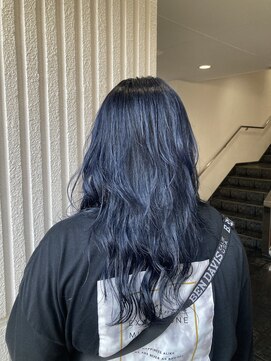 ネオリーブカップ 町田店(Neolive capu) ブリーチ有り/ブルーブラック/ロングウルフ