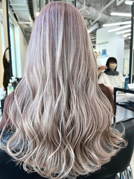 ゲーム 原宿店(GAME) ダブルカラーホワイトベージュカラーケアブリーチハイトーン韓国