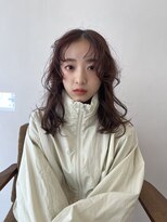 シイ(SIE)&nbsp;カジュアルスタイリング×ブラウンカラー