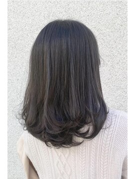 サエラ ミュゼ(CAETLA MUSEE) レイヤーセミ