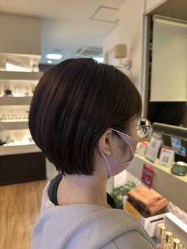 ルシード スタイル レクラ 栄生店(L'UCIDO STYLE L'eclat) 丸みショート