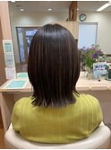 切りっぱなしボブ/ミディアムボブ/ニュアンスカラー/透明感/小顔