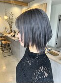 顔周りレイヤーウルフカット