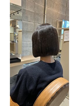 クーレ ビオトープ(+ CURE biotope) さらつやアッシュボブ