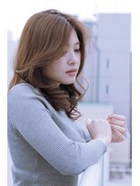 ノイン(noine)&nbsp;30代・40代・50代・セミロング・ミセス・大通り