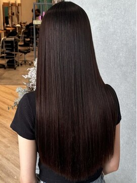 スリーランド(THREELAND) <127>髪質改善、髪質改善ストレート、ロングヘア（堀）