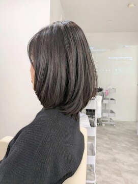 ガーネットプラス(Garnet+) ミディアムレイヤー◎ツヤアッシュブラック