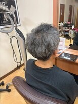 ヒラトヤ 肴町店&nbsp;メンズカットミセスヘア白髪染めグレイカラーアップバング
