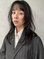 エン 三島(en)&nbsp;ロングウルフ/シースルーバング/レイヤーカット/黒髪/大人女子