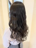 ニフティ(NIFTY)&nbsp;ダークグレージュ グラデーションカラー/透明感/熊本/上通