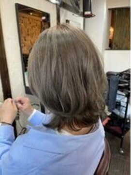 アクアマリン8810 ハチハチイチゼロ(AQUA MARINE 8810) 大人可愛いイメチェンモードヘアダークアッシュチェリーブラウン