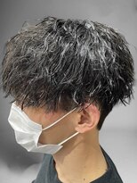 エール(Aile) MEN’SHAIRウルフアッシュブラックカルマパーマベリーショート