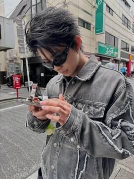 ゼロ 渋谷(XeRo) フェザーショート