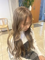 アチーブ ヘア デザイン(achieve hair design)&nbsp;ミルクティーベージュゆるふわウェーブロング艶感大人可愛い