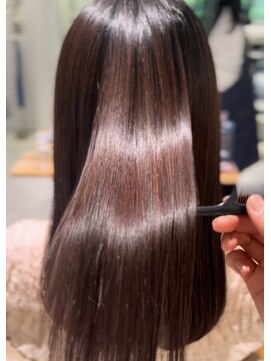 スペシウムバイアンバースデー(spacium by UNBIRTHDAY) 髪質改善ストレート/ゴトウルリ