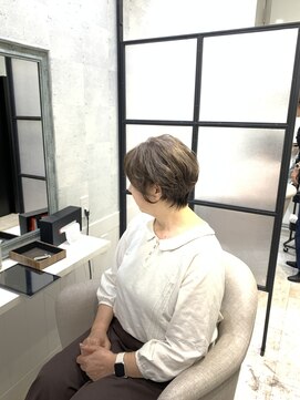 イーズ バイ インス(Yeeee.s by INCE) 白髪ぼかし/白髪改善カラー/ショート/透明感カラー/脱白髪染め