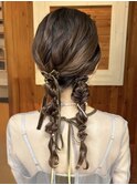 ぽこぽこツインローポニー　結婚式　ヘアアレンジ　編み下ろし