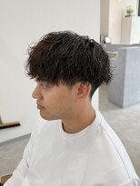 グニー(gunii)&nbsp;波巻きパーマ