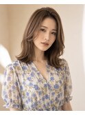大人かわいいミディアムレイヤー