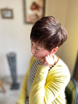 ヘアメイク トルテュ(HAIR MAKE TORTUE) お洒落なベリーショート×シースルーライン