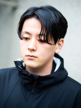 デフ(def) メンズ ツーブロック×センターパートハンサムショート