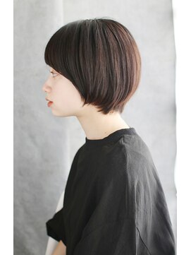 シュシュット(chouchoute) 大人かわいいこなれ美髪ミディホワイトグレージュネビージュ/023