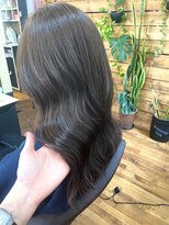 リエム(ReM)&nbsp;グレージュカラー