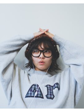 シム 千葉(sim) ニュアンスパーマ/ウェットヘア/レイヤーカット[千葉駅]