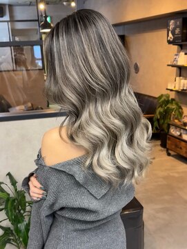 サニー 渋谷(SUNNY) バレイヤージュ、ハイライト、レイヤーカット、グレージュ