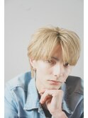 ハイライトミルクティーベージュツーブロックメンズマッシュ