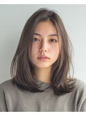 くすみグレージュ×鎖骨レングスレイヤー