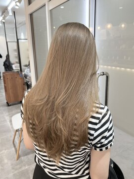 シア 新越谷店(SHEER) ミルクティーベージュ×レイヤー